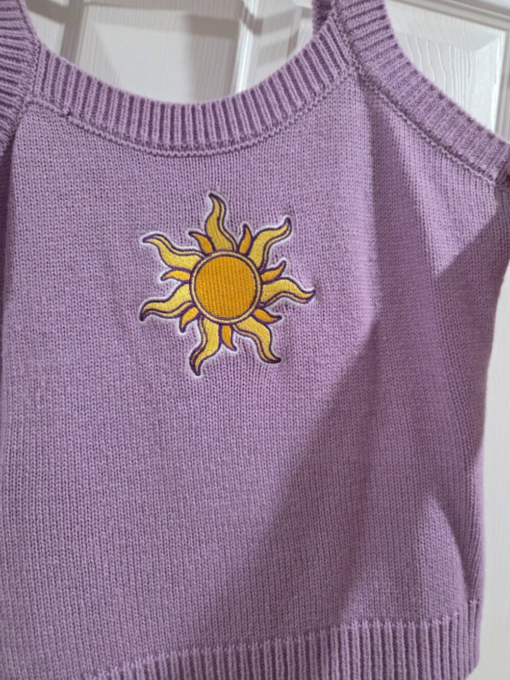 Disney's Tangled knitted tank top - Picture 2 of 10